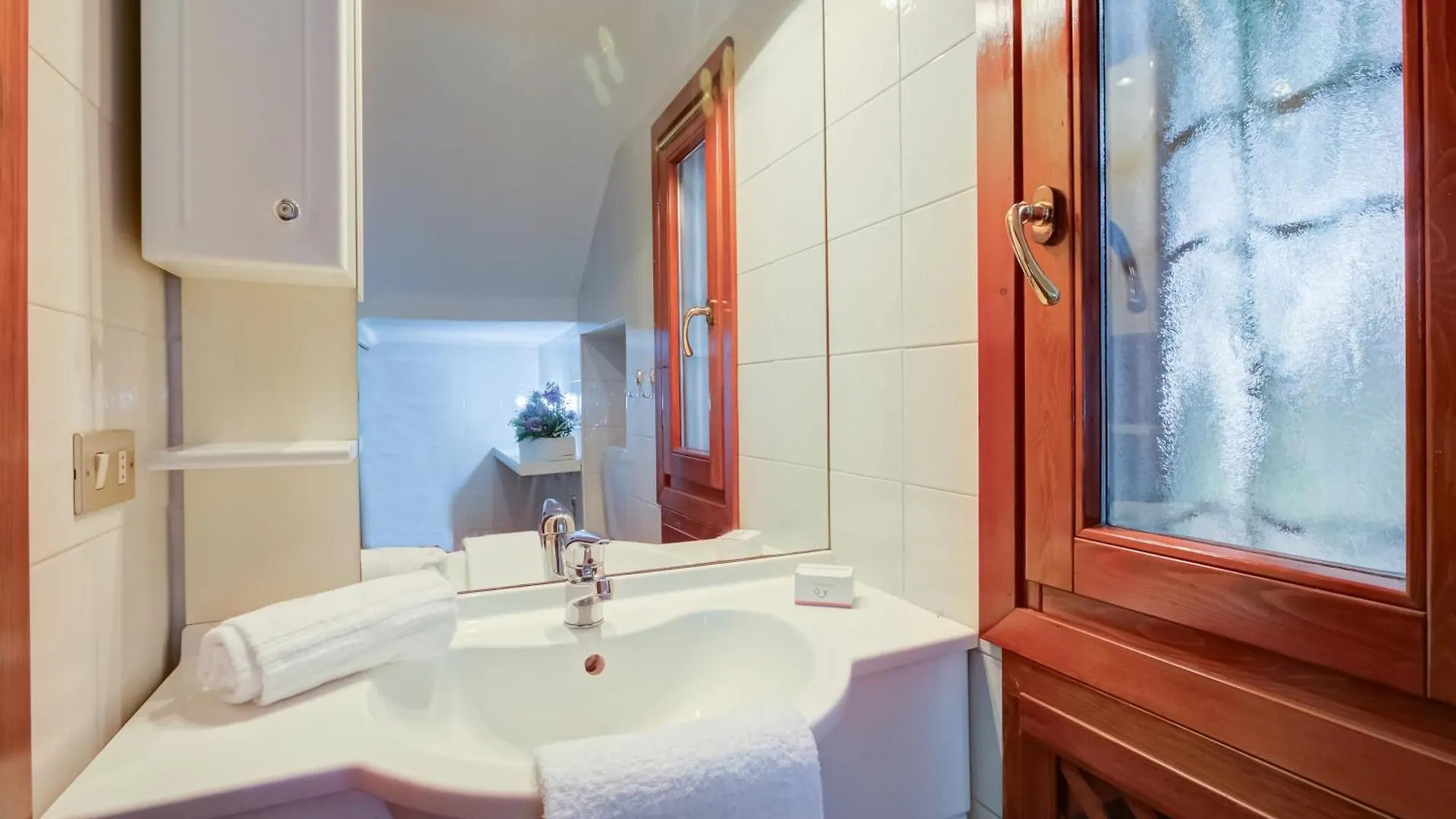 Villa Oasi With Private Pool - Happy Rentals Sirmione