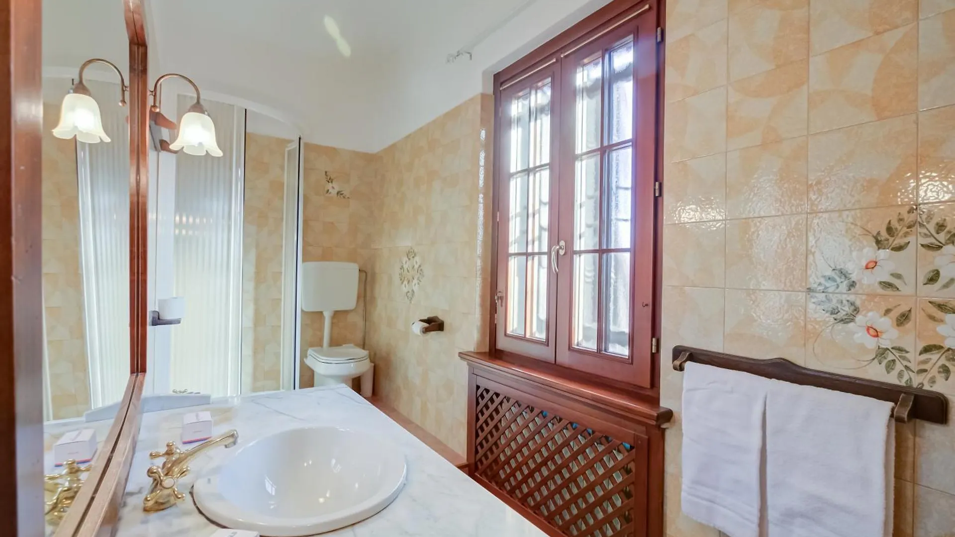 Villa Oasi With Private Pool - Happy Rentals Sirmione